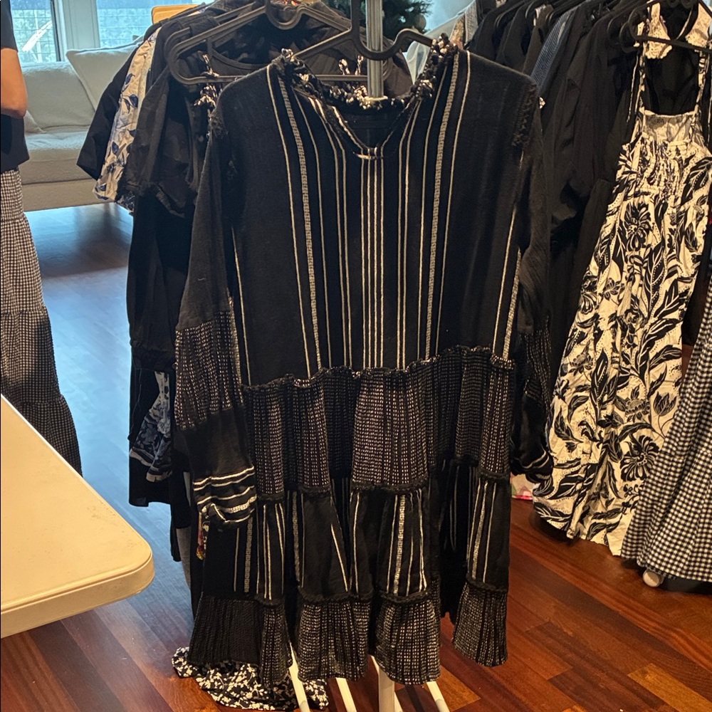 Zara Black Dress with White Pinstripe Detail - Picture 1 of 7